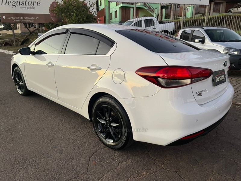 CERATO 1.6 16V SX4 GASOLINA 4P AUTOMÁTICO - 2019 - DOIS IRMãOS