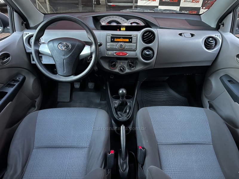 ETIOS 1.5 XS SEDAN 16V FLEX 4P MANUAL - 2013 - ESTâNCIA VELHA
