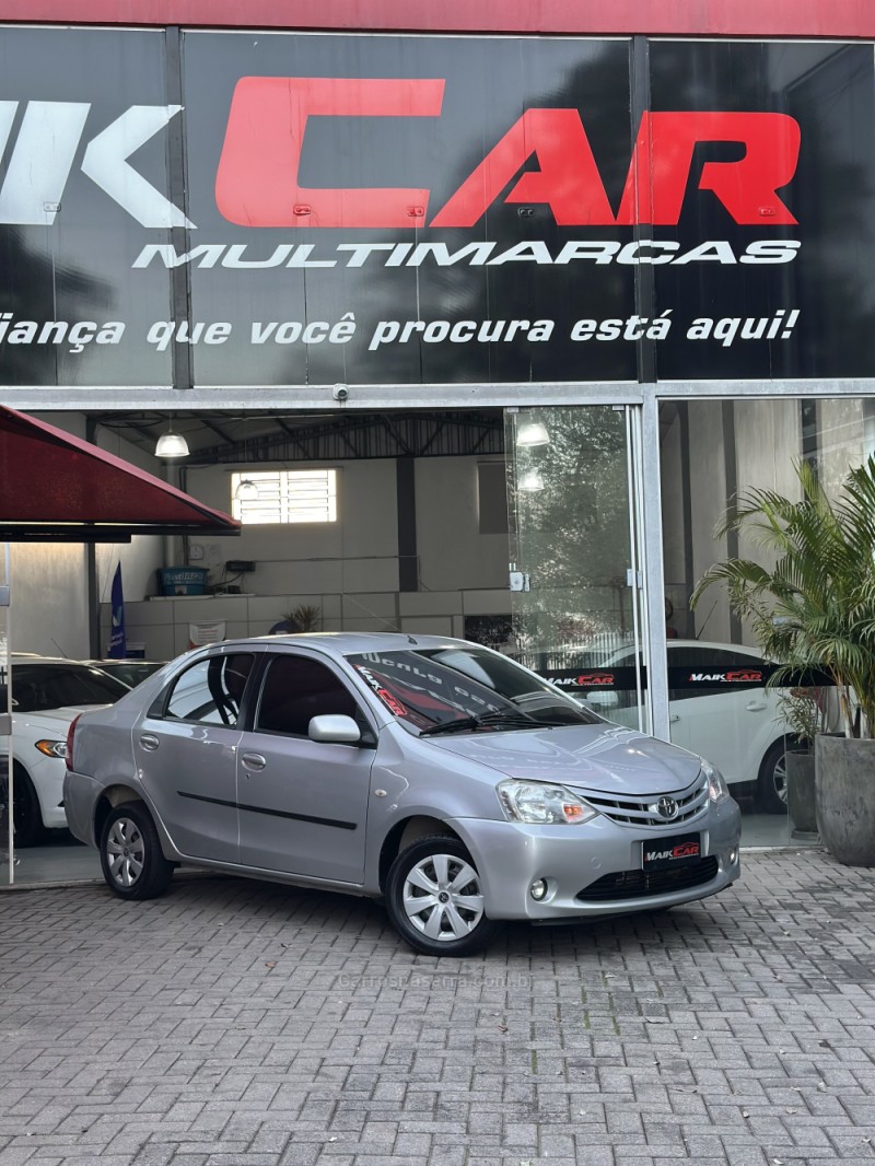 ETIOS 1.5 XS SEDAN 16V FLEX 4P MANUAL - 2013 - ESTâNCIA VELHA