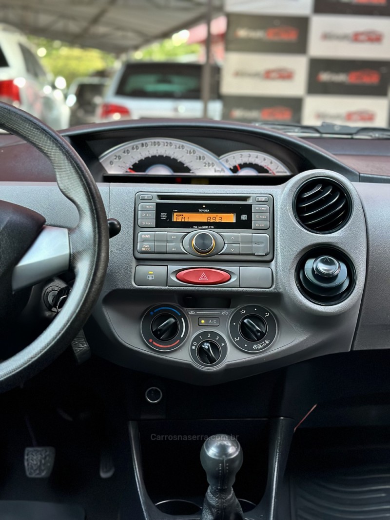 ETIOS 1.5 XS SEDAN 16V FLEX 4P MANUAL - 2013 - ESTâNCIA VELHA