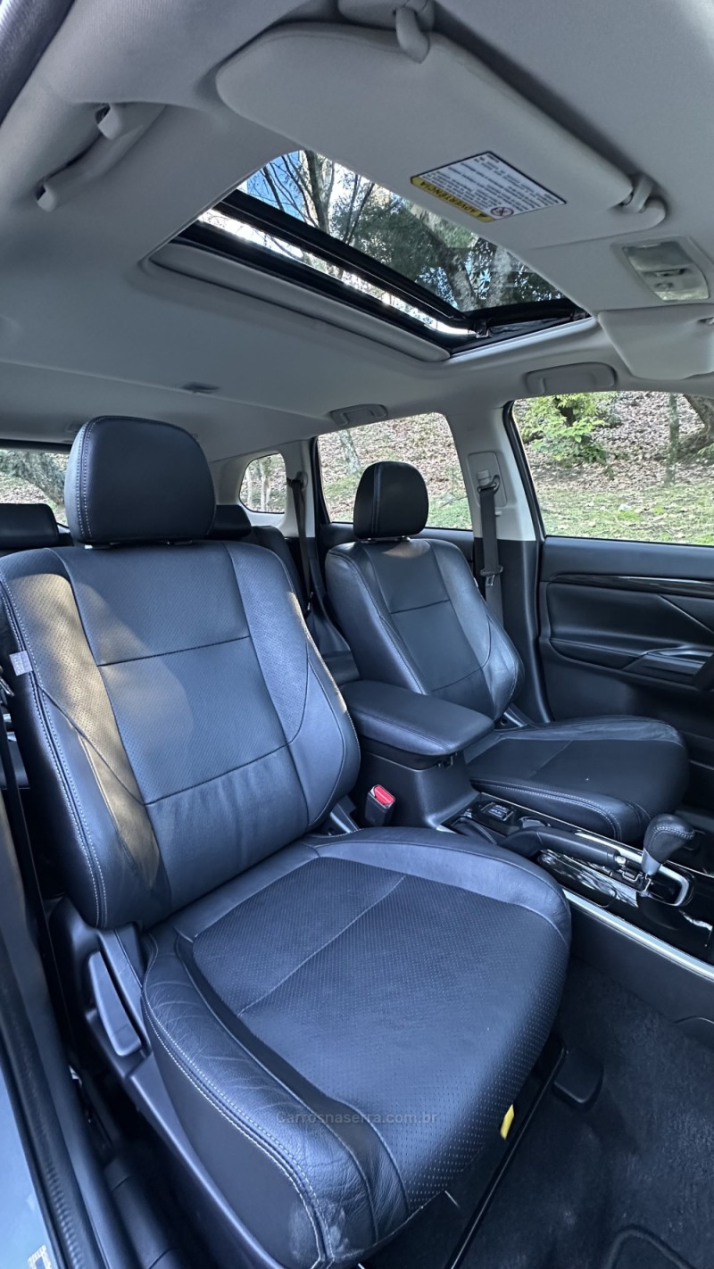 OUTLANDER 2.0 16V GASOLINA 4P AUTOMÁTICO - 2017 - CAXIAS DO SUL