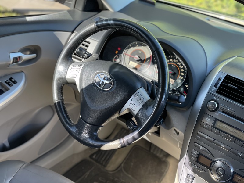 COROLLA 2.0 XEI 16V FLEX 4P AUTOMÁTICO - 2012 - FARROUPILHA