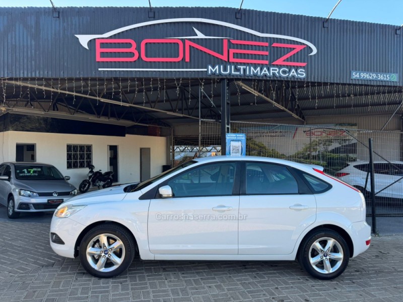 FOCUS 1.6 GL 8V FLEX 4P MANUAL - 2012 - TAPEJARA