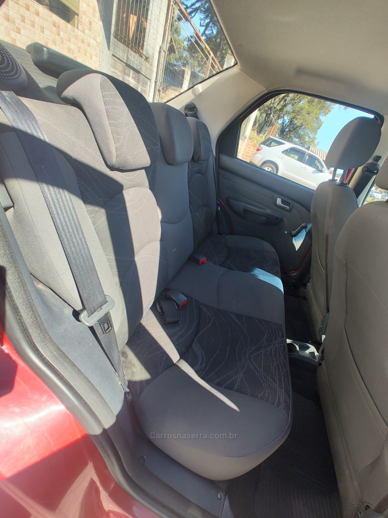 SIENA 1.0 MPI EL 8V FLEX 4P MANUAL - 2015 - CANELA