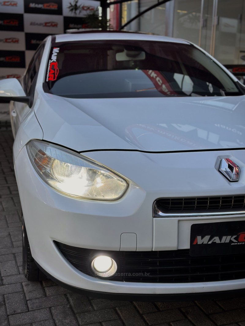 FLUENCE 2.0 DYNAMIQUE 16V FLEX 4P MANUAL - 2014 - ESTâNCIA VELHA