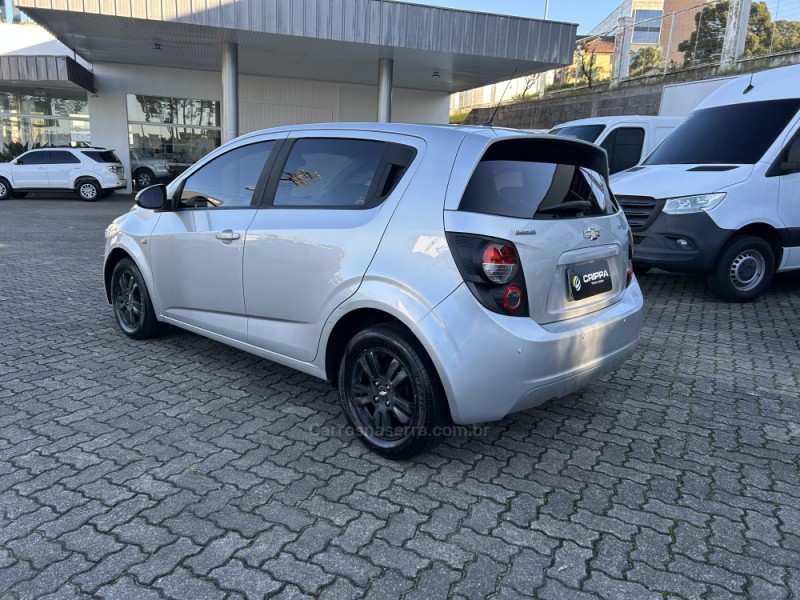 SONIC 1.6 LT 16V FLEX 4P AUTOMÁTICO - 2013 - FARROUPILHA