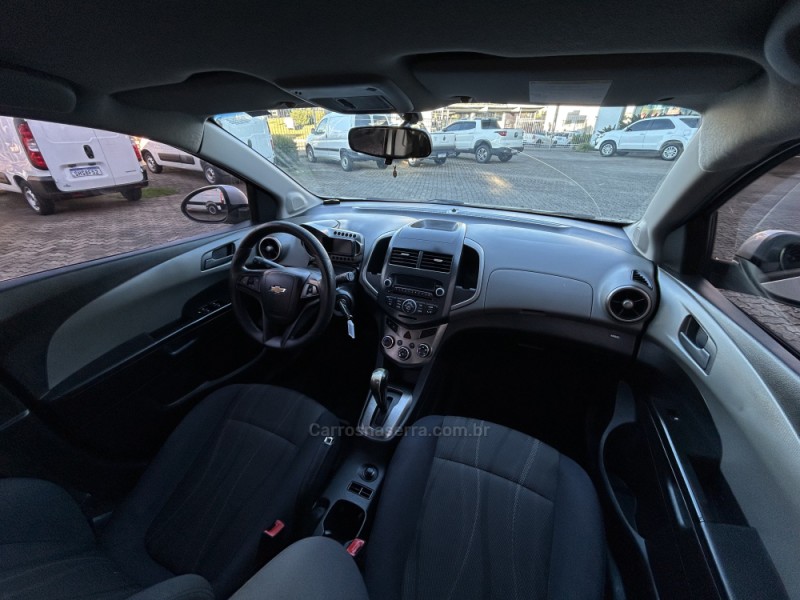 SONIC 1.6 LT 16V FLEX 4P AUTOMÁTICO - 2013 - FARROUPILHA