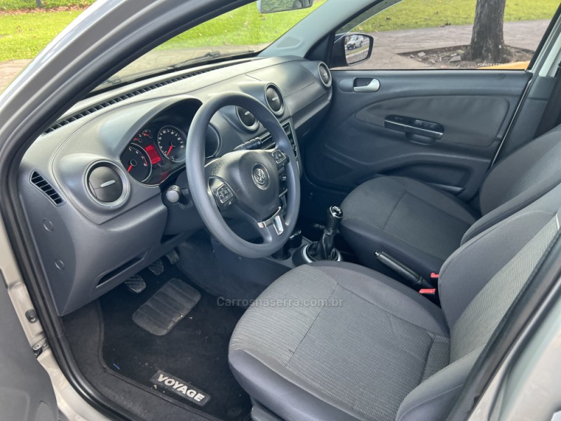 VOYAGE 1.6 MI COMFORTLINE 8V FLEX 4P MANUAL - 2014 - DOIS IRMãOS