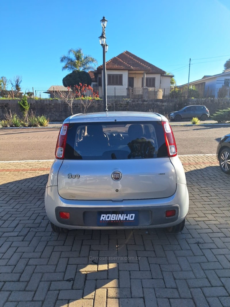 UNO 1.0 EVO VIVACE 8V FLEX 4P MANUAL - 2013 - CAMBARá DO SUL