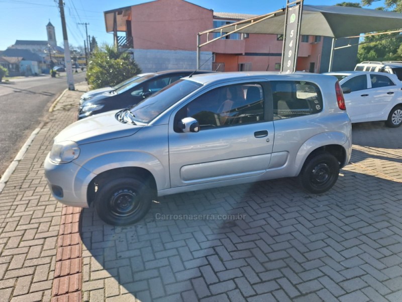 UNO 1.0 EVO VIVACE 8V FLEX 4P MANUAL - 2013 - CAMBARá DO SUL