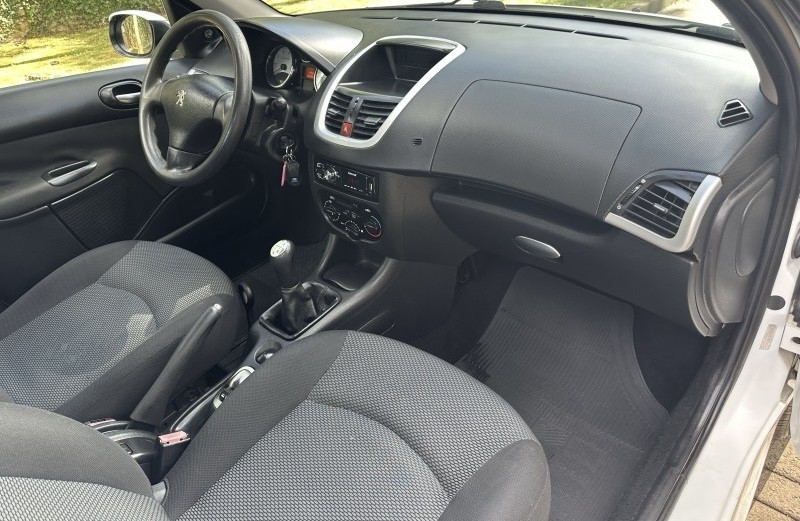 207 1.4 XR 8V FLEX 4P MANUAL - 2012 - CAXIAS DO SUL