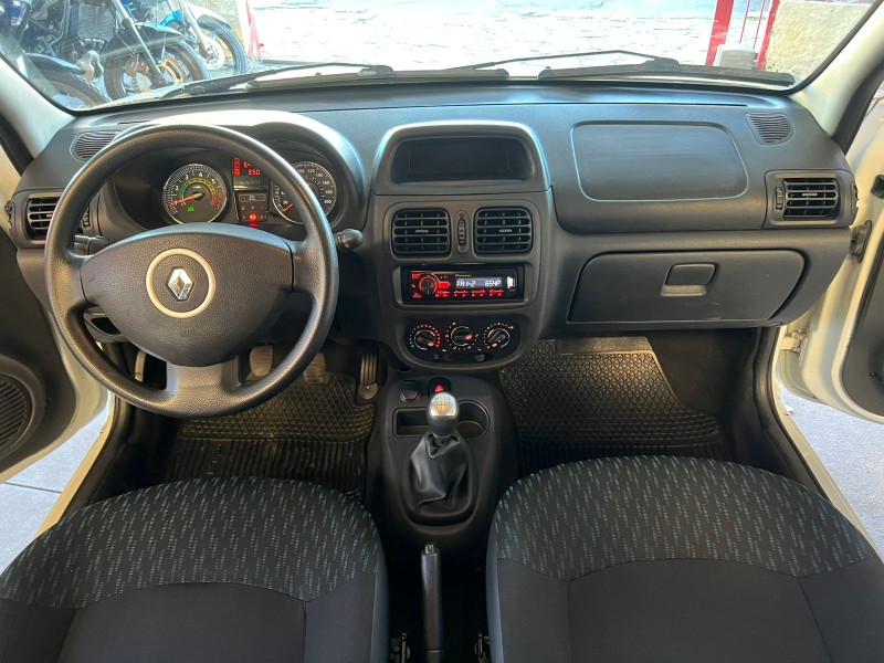 CLIO 1.0 EXPRESSION 16V FLEX 4P MANUAL - 2015 - CAXIAS DO SUL