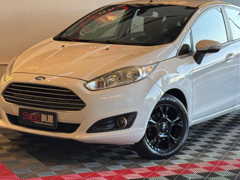FIESTA 1.6 SE HATCH 16V FLEX 4P AUTOMÁTICO - 2014 - ESTâNCIA VELHA