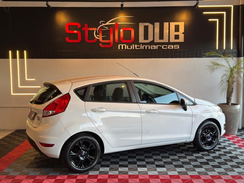 FIESTA 1.6 SE HATCH 16V FLEX 4P AUTOMÁTICO - 2014 - ESTâNCIA VELHA