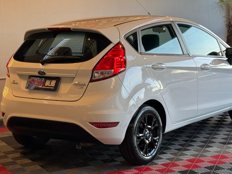 FIESTA 1.6 SE HATCH 16V FLEX 4P AUTOMÁTICO - 2014 - ESTâNCIA VELHA