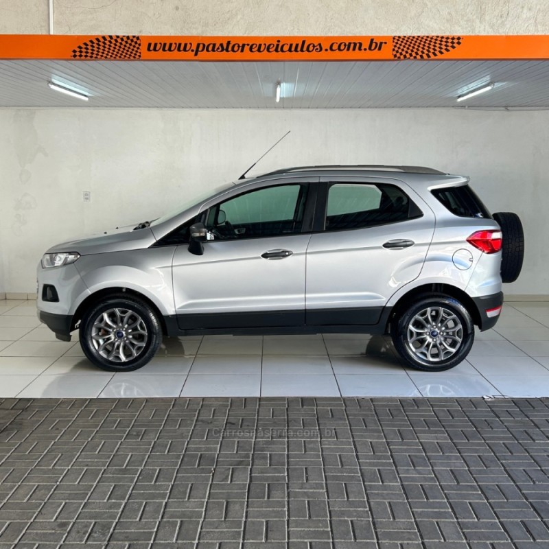 ECOSPORT 1.6 FREESTYLE 16V FLEX 4P MANUAL - 2016 - VACARIA