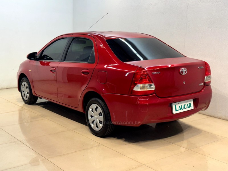 ETIOS 1.5 XS 16V FLEX 4P MANUAL - 2016 - CASCA