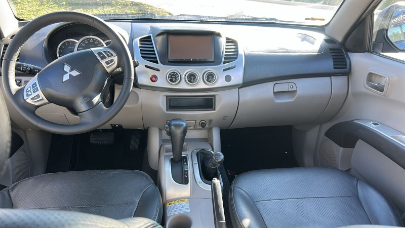L200 TRITON 3.2 HPE 4X4 CD 16V TURBO INTERCOOLER DIESEL 4P AUTOMÁTICO - 2012 - FARROUPILHA