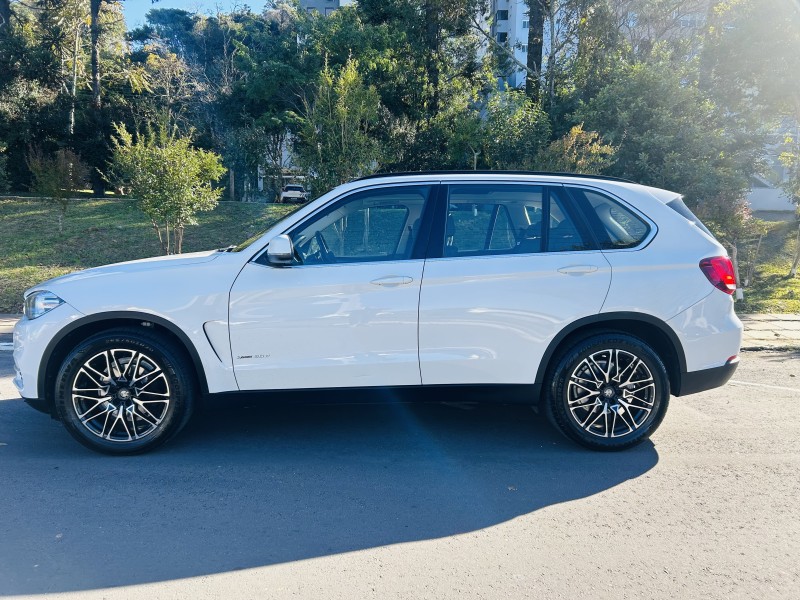 X5 3.0 FULL 4X4 35I 6 CILINDROS 24V DIESEL 4P AUTOMÁTICO - 2015 - BENTO GONçALVES