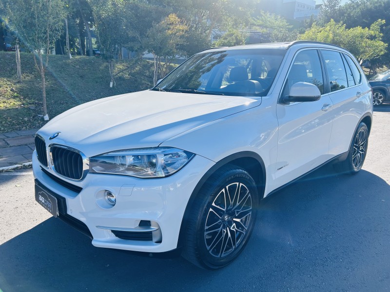 X5 3.0 FULL 4X4 35I 6 CILINDROS 24V DIESEL 4P AUTOMÁTICO - 2015 - BENTO GONçALVES