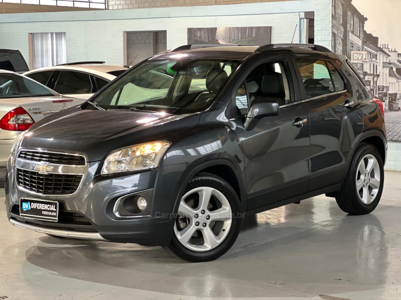 tracker 1.8 mpfi ltz 4x2 16v flex 4p automatico 2015 caxias do sul