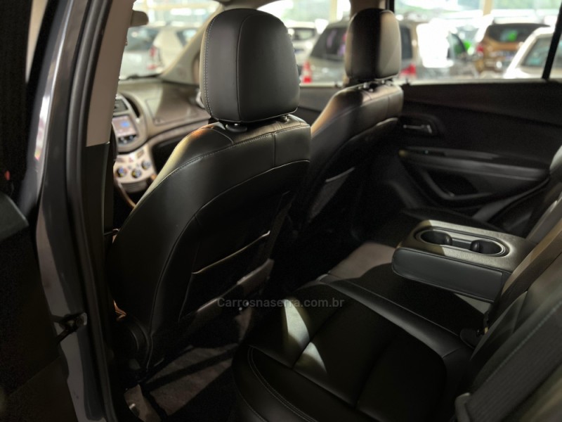 TRACKER 1.8 MPFI LTZ 4X2 16V FLEX 4P AUTOMÁTICO - 2015 - CAXIAS DO SUL
