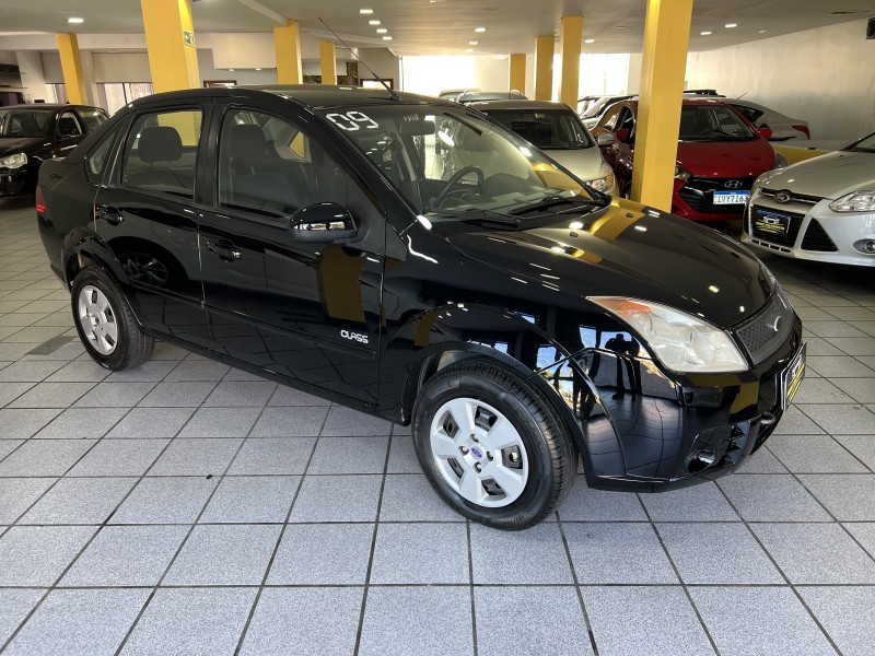 FIESTA 1.6 MPI CLASS SEDAN 8V FLEX 4P MANUAL - 2009 - CAXIAS DO SUL