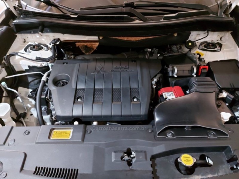 OUTLANDER 2.2 4X4 16V DIESEL 4P AUTOMÁTICO - 2016 - NOVO HAMBURGO