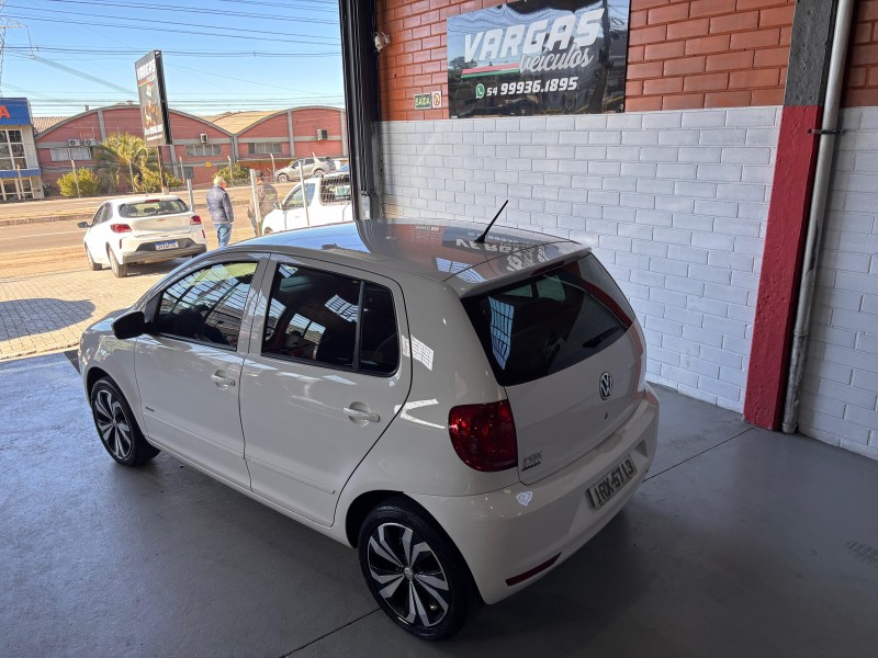 FOX 1.0 MI TREND 8V FLEX 4P MANUAL - 2011 - CAXIAS DO SUL