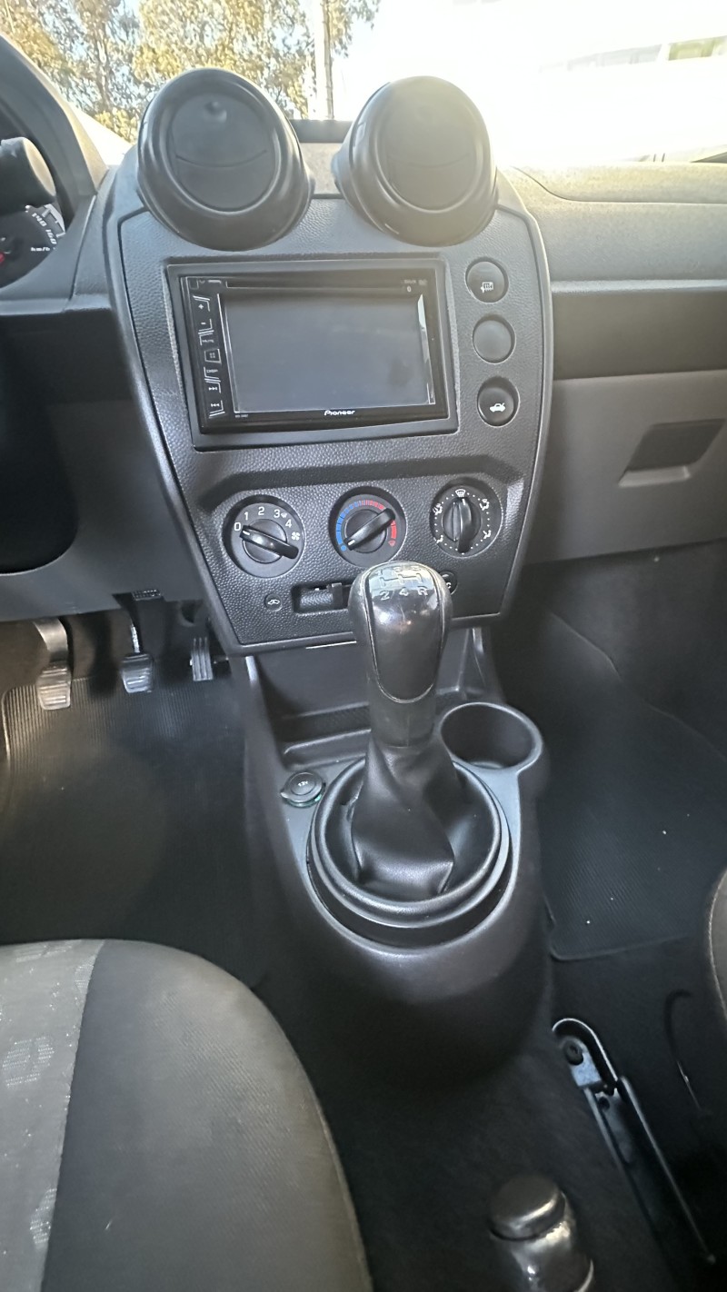 FIESTA 1.0 MPI 8V GASOLINA 4P MANUAL - 2011 - CAXIAS DO SUL
