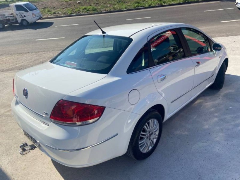 LINEA 1.8 LX 16V FLEX 4P MANUAL - 2011 - CAXIAS DO SUL