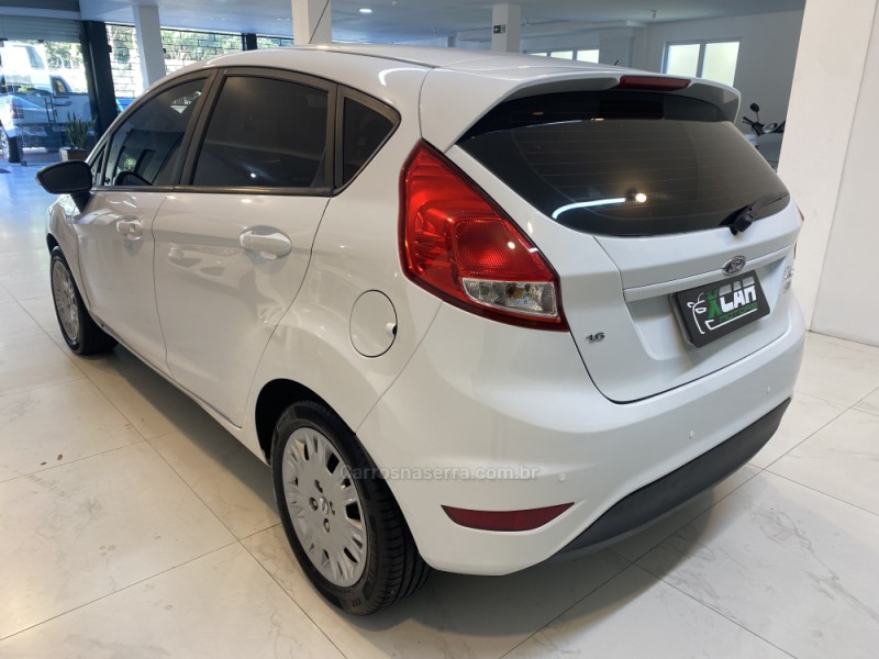 FIESTA 1.6 SE HATCH 16V FLEX 4P MANUAL - 2017 - BENTO GONçALVES