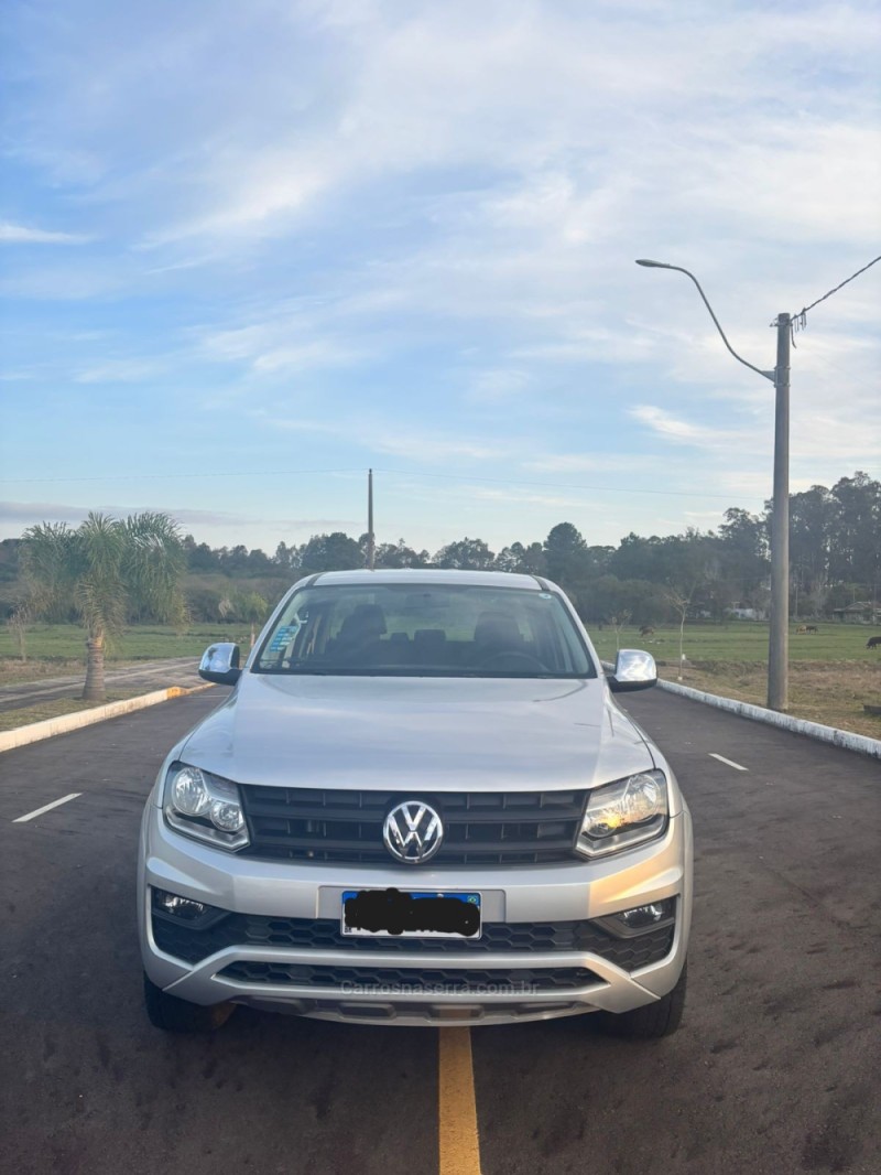 AMAROK 2.0 4X4 CD 16V TURBO INTERCOOLER DIESEL 4P MANUAL - 2019 - CARLOS BARBOSA
