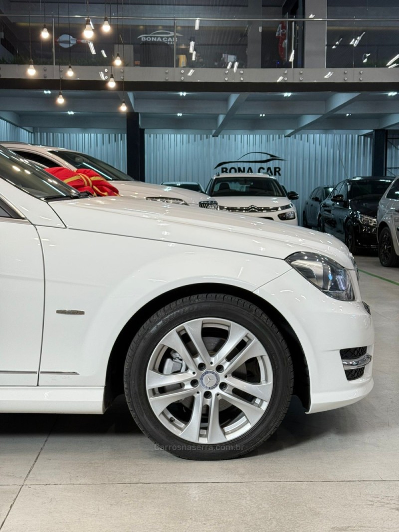 C 200 1.8 CGI AVANTGARDE 16V GASOLINA 4P AUTOMÁTICO - 2014 - CAXIAS DO SUL
