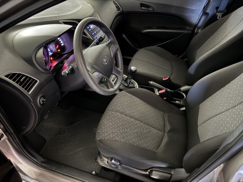 HB20 1.0 COMFORT PLUS 12V FLEX 4P MANUAL - 2017 - CAXIAS DO SUL