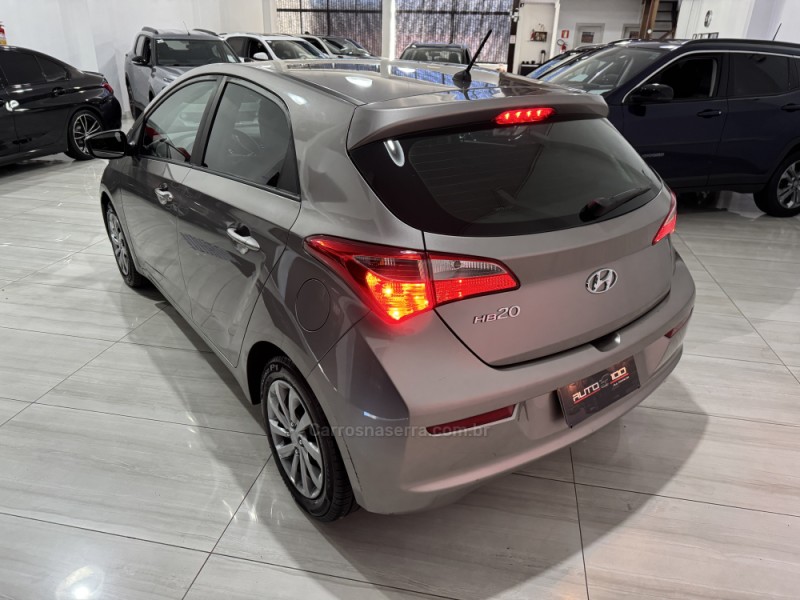HB20 1.0 COMFORT PLUS 12V FLEX 4P MANUAL - 2017 - CAXIAS DO SUL