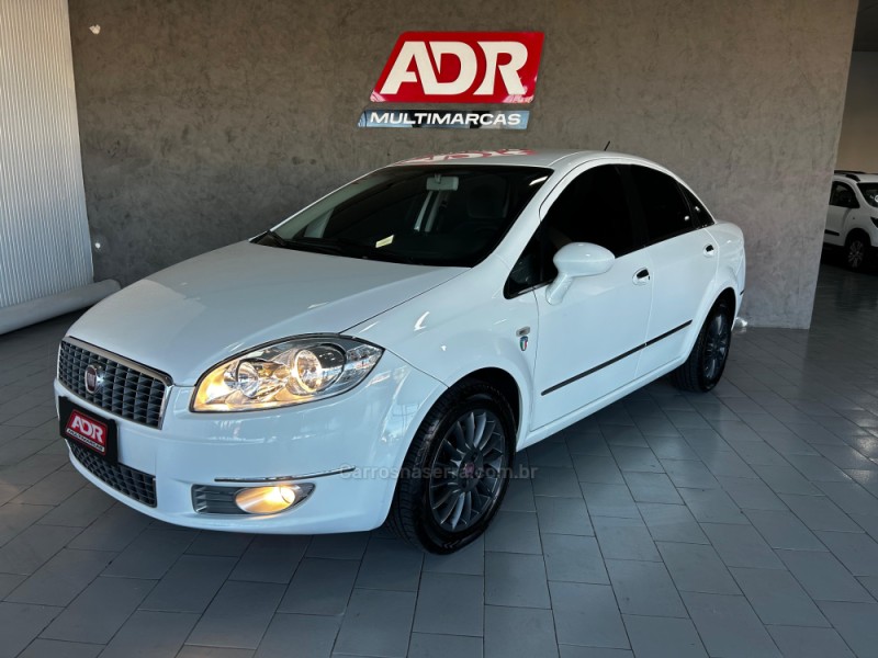 linea 1.8 essence 16v flex 4p manual 2012 caxias do sul