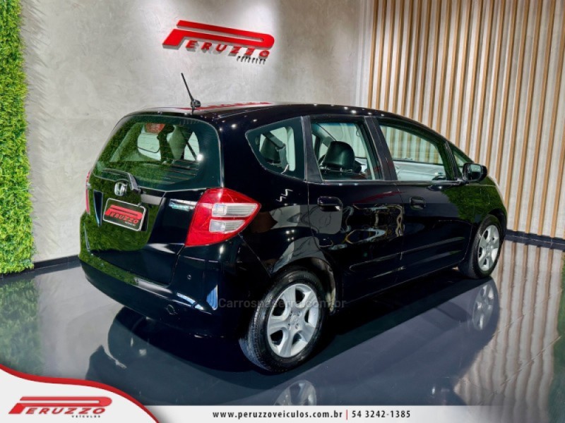 FIT 1.4 LX 16V FLEX 4P AUTOMÁTICO - 2010 - NOVA PRATA