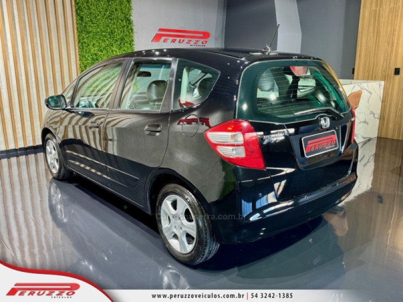FIT 1.4 LX 16V FLEX 4P AUTOMÁTICO - 2010 - NOVA PRATA