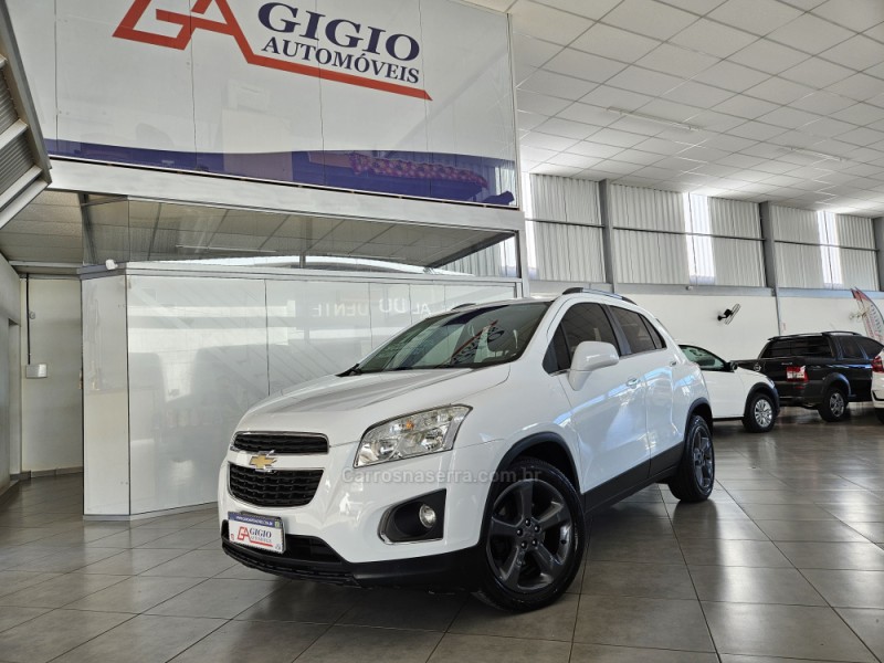 TRACKER 1.8 MPFI LTZ 4X2 16V FLEX 4P AUTOMÁTICO - 2015 - TAPEJARA