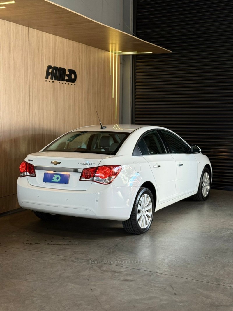 CRUZE 1.8 LTZ 16V FLEX 4P AUTOMÁTICO - 2013 - LAJEADO