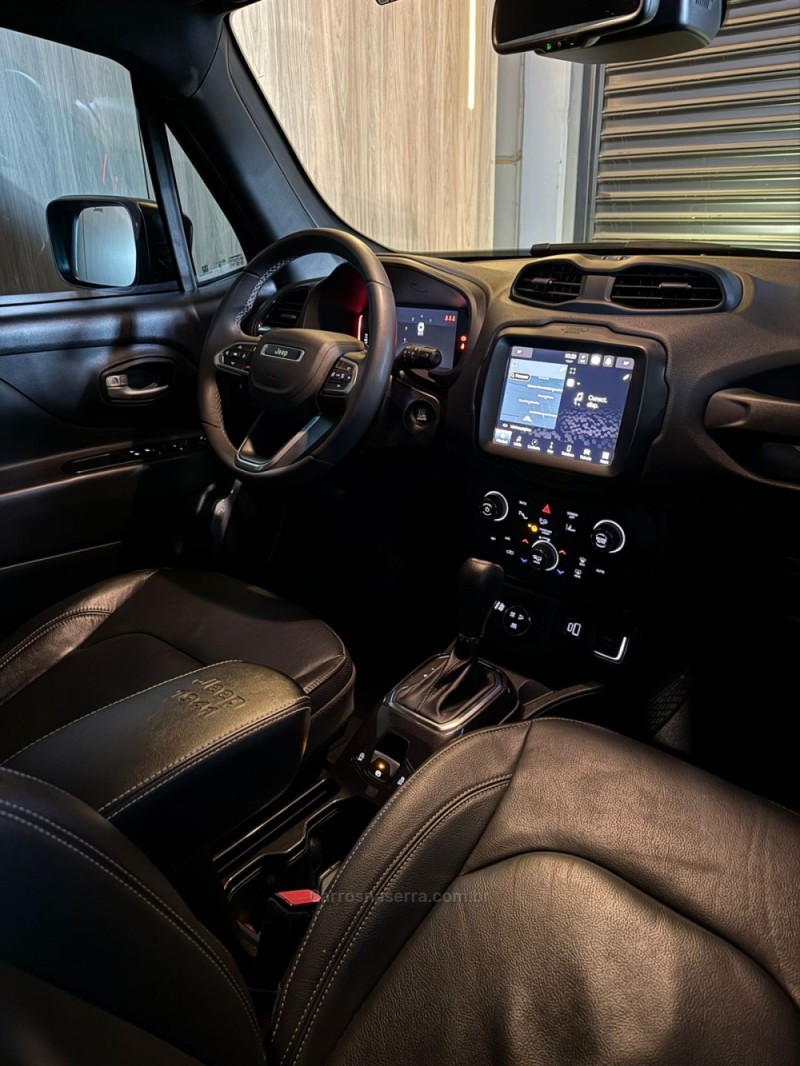 RENEGADE 1.3 S T270 16V TURBO FLEX 4X4 4P AUTOMÁTICO - 2022 - LAJEADO