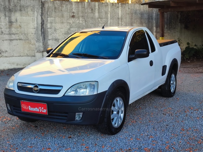 MONTANA 1.8 MPFI CONQUEST CS 8V FLEX 2P MANUAL - 2007 - FARROUPILHA