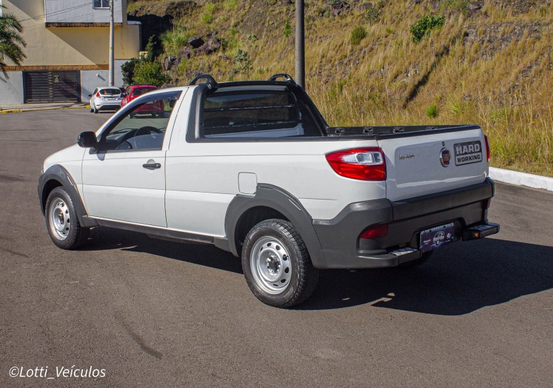 STRADA 1.4 MPI HARD WORKING CS 8V FLEX 2P MANUAL - 2018 - FARROUPILHA
