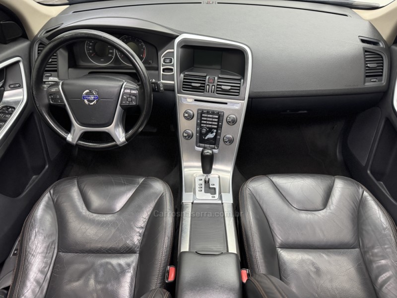 XC60 2.0 T5 DYNAMIC FWD TURBO GASOLINA 4P AUTOMÁTICO - 2011 - CARLOS BARBOSA