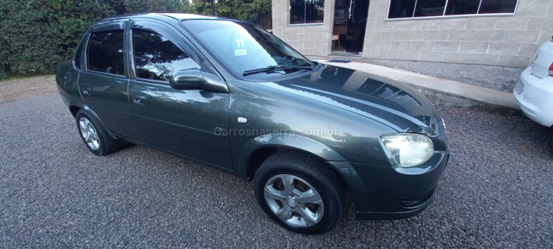 CLASSIC 1.0 VHC LS 8V FLEX 4P MANUAL - 2011 - PICADA CAFé