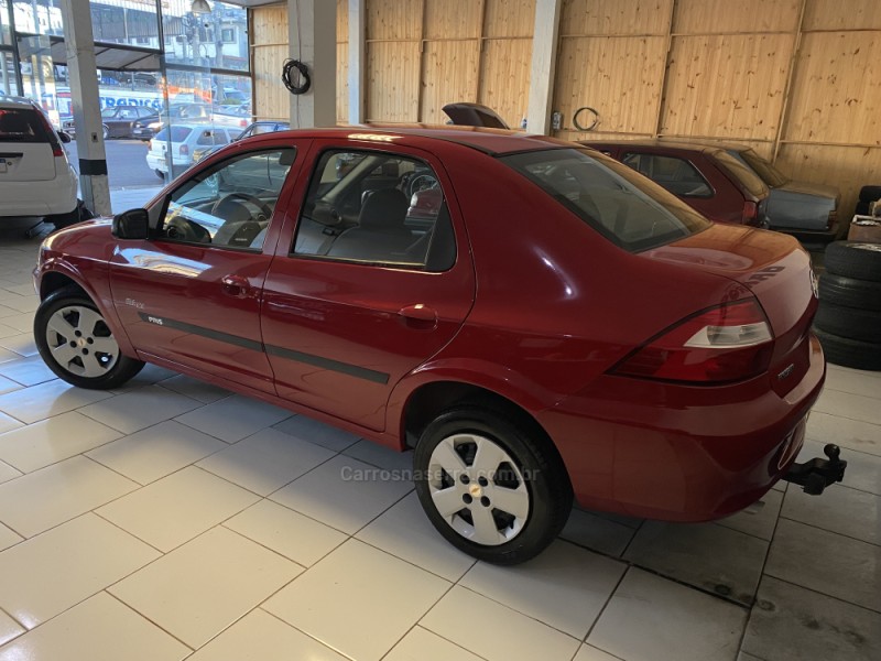 PRISMA 1.4 MPFI MAXX 8V FLEX 4P MANUAL - 2011 - CAXIAS DO SUL