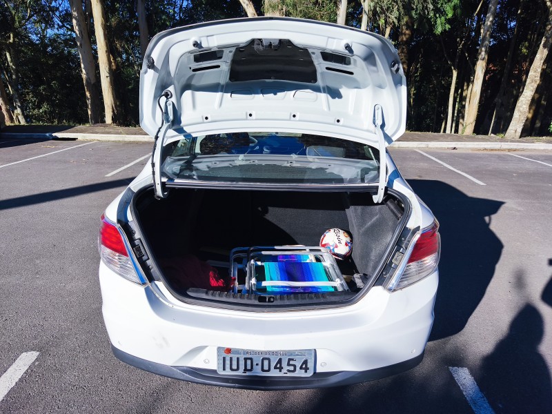 PRISMA 1.0 MPFI LT 8V FLEX 4P MANUAL - 2013 - CAXIAS DO SUL
