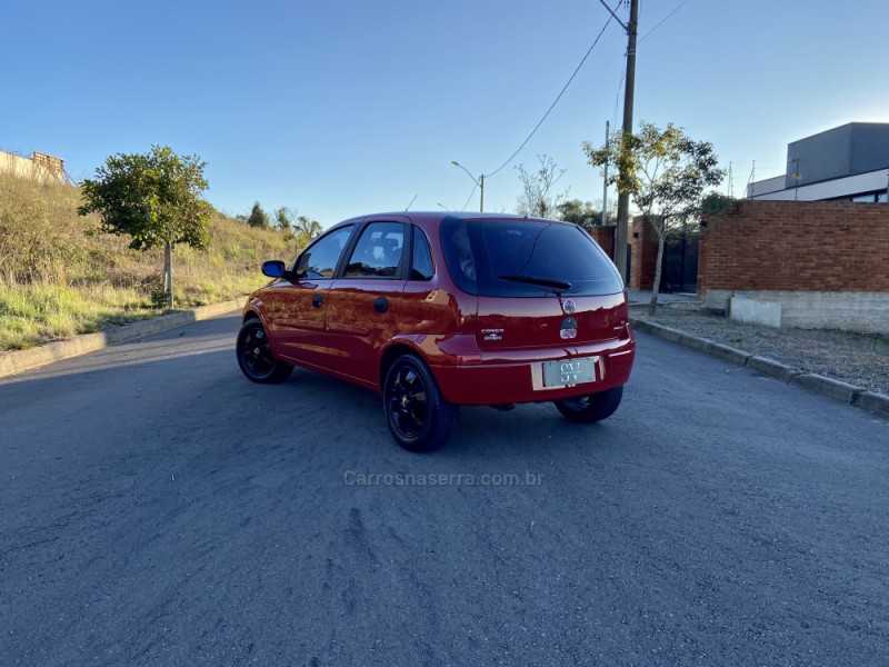CORSA 1.4 MPFI MAXX 8V FLEX 4P MANUAL - 2011 - CAXIAS DO SUL