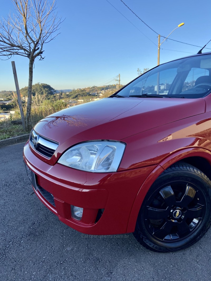 CORSA 1.4 MPFI MAXX 8V FLEX 4P MANUAL - 2011 - CAXIAS DO SUL